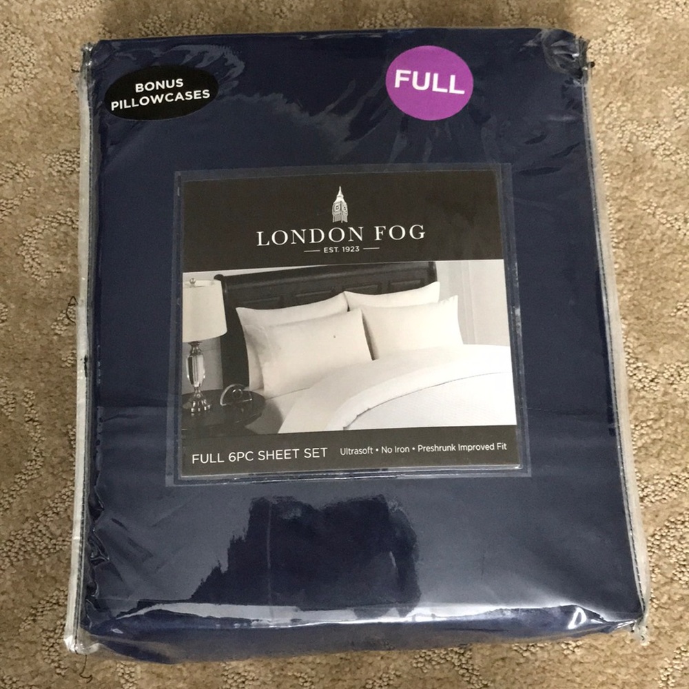 London Fog: Full 6pc sheet set. Navy blue. NWT.